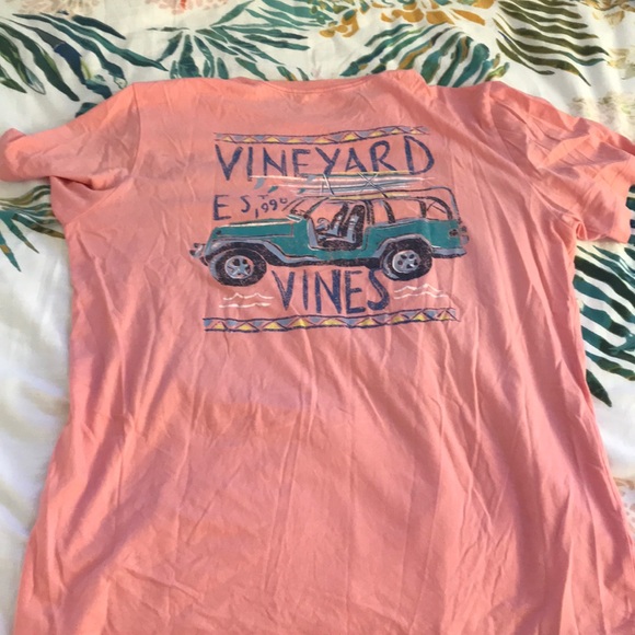 Vineyard Vines T-Shirt - Picture 2 of 4
